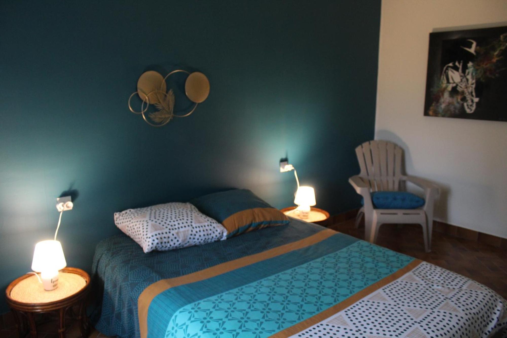 Bed and Breakfast Arts & Passion Mirambeau  Esterno foto