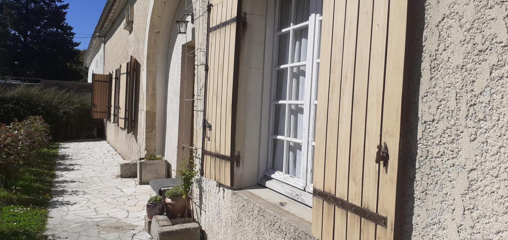 Bed and Breakfast Arts & Passion Mirambeau  Esterno foto